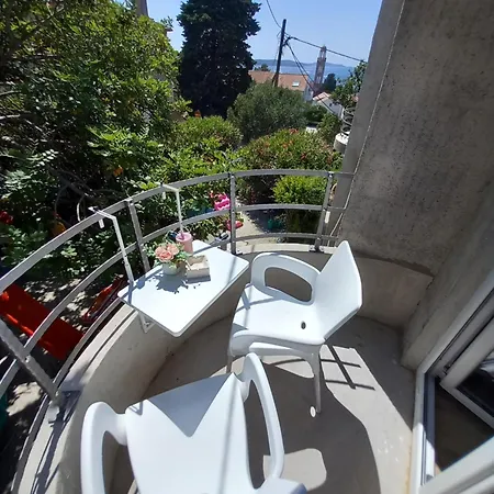 Gasthuis Barko Hvar Town